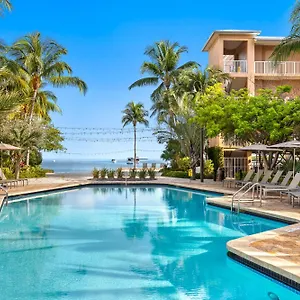 Resort Beachside & Residences